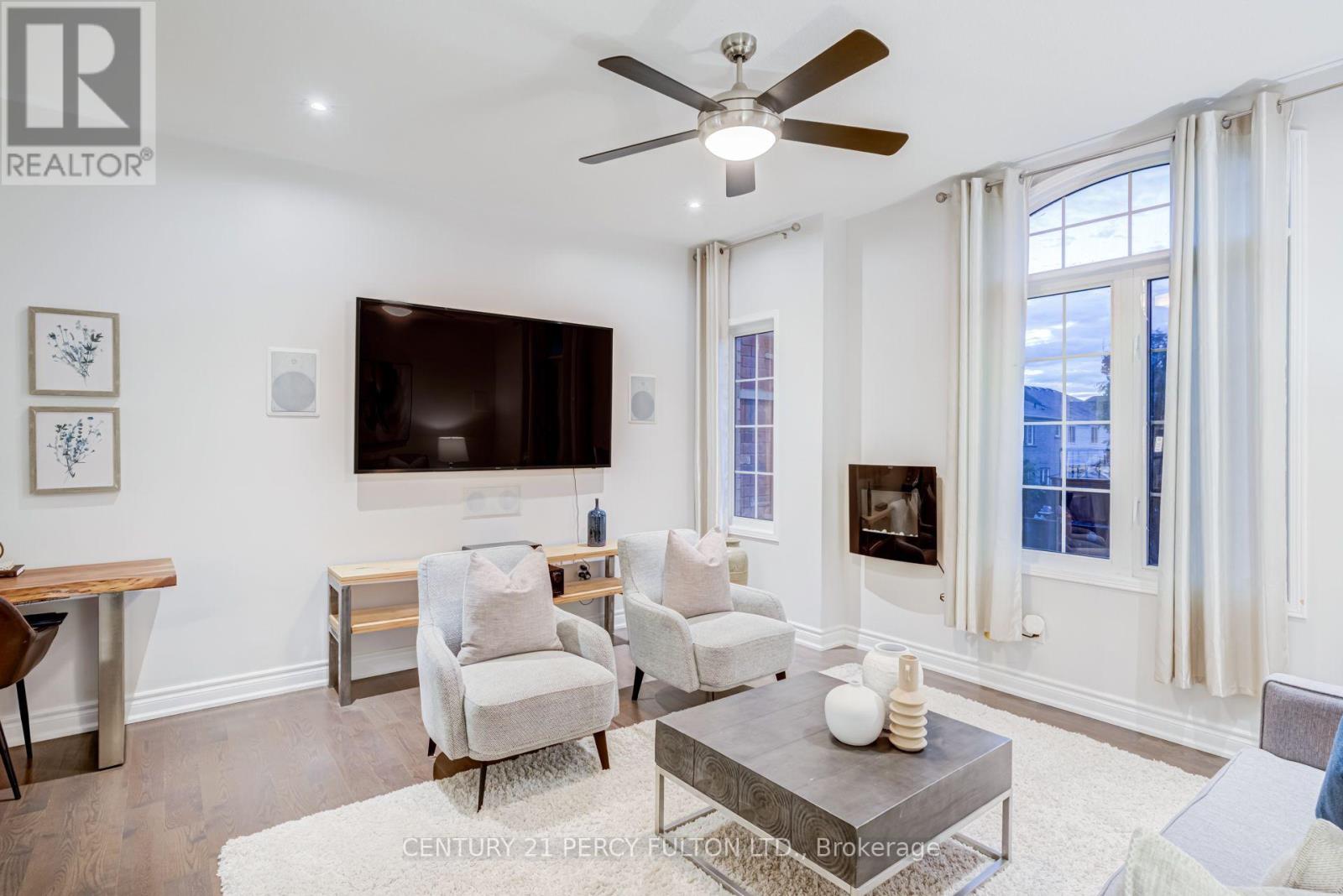 9 URWIN STREET - 26