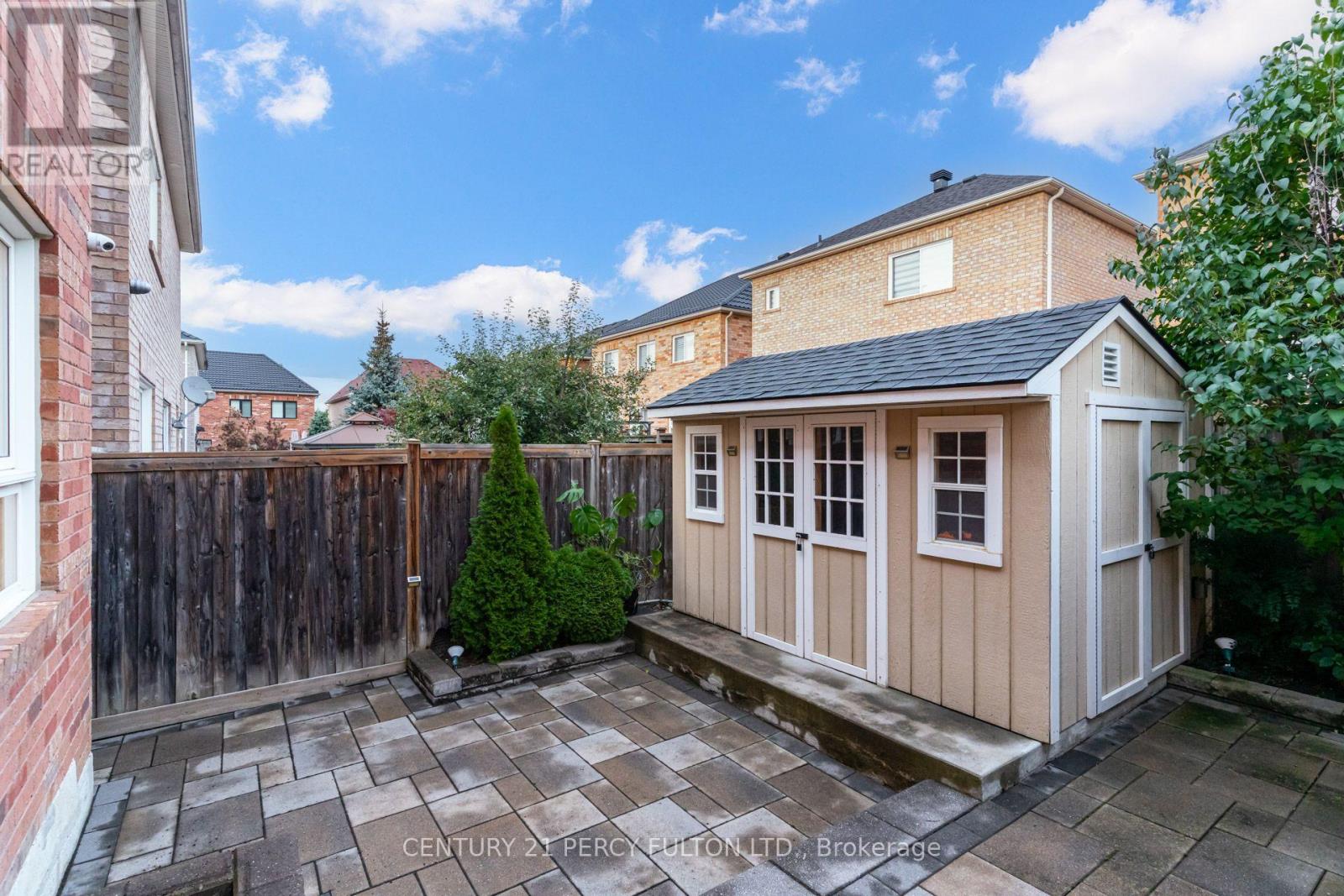 9 URWIN STREET - 48