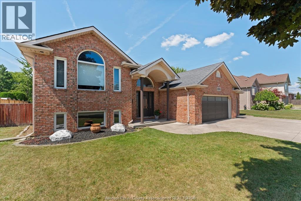 2295 LESPERANCE ROAD - 4