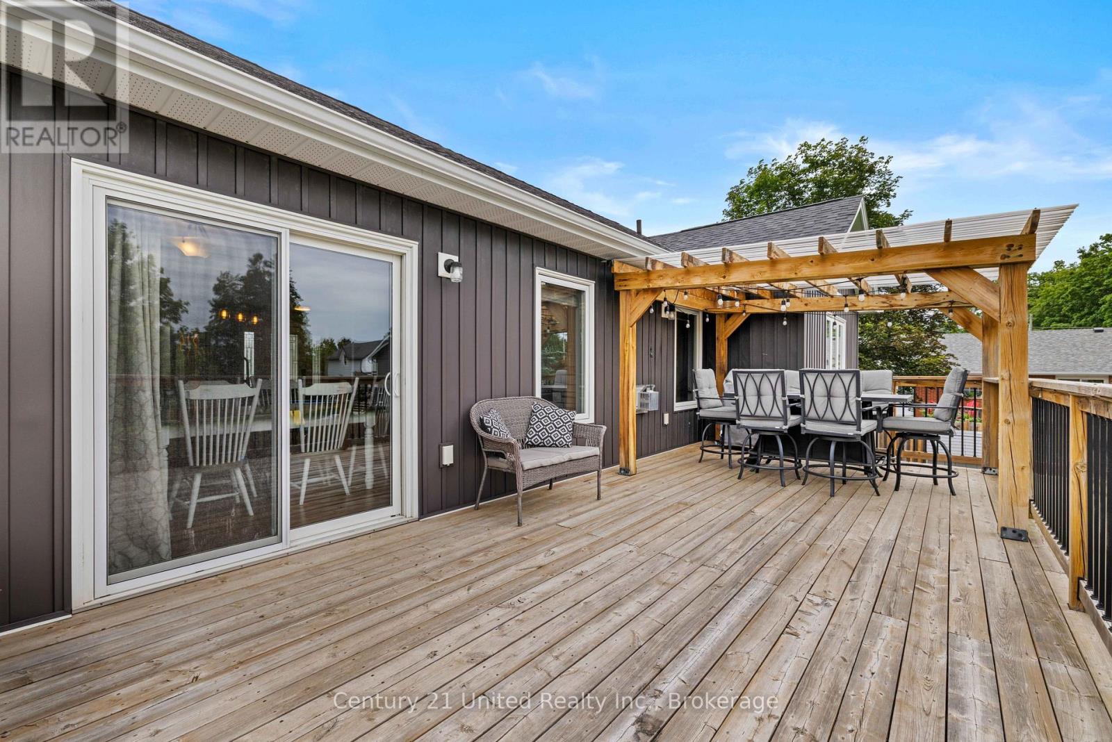 929 MOUNT PLEASANT ROAD - Image 31