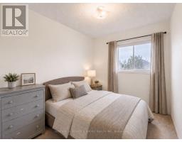 186 Pickett Crescent, Barrie, ON L4N8C2 Photo 10
