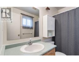 186 Pickett Crescent, Barrie, ON L4N8C2 Photo 13