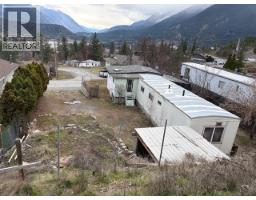 701 Columbia Street, Lillooet, BC V0K1V0 Photo 12