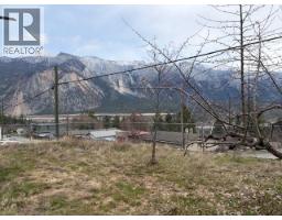 701 Columbia Street, Lillooet, BC V0K1V0 Photo 6
