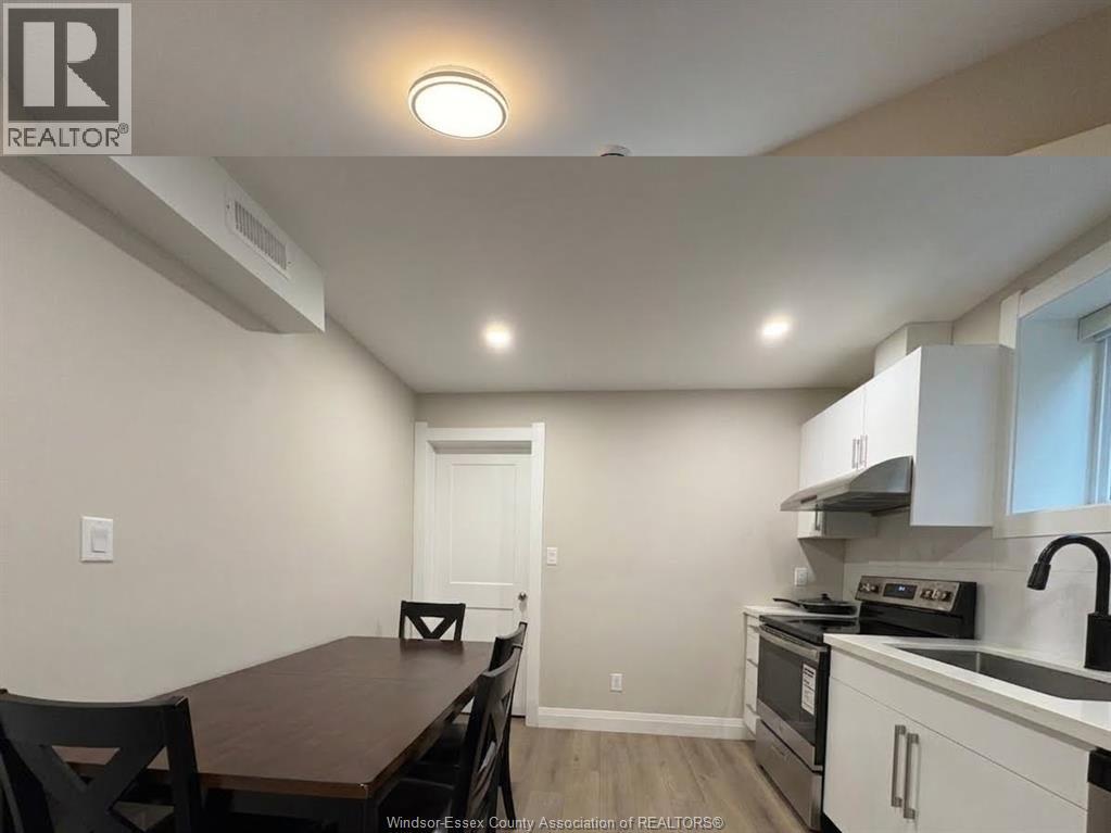 917 Mckay AVENUE Unit# Back Room 1-5, Windsor — photo 7