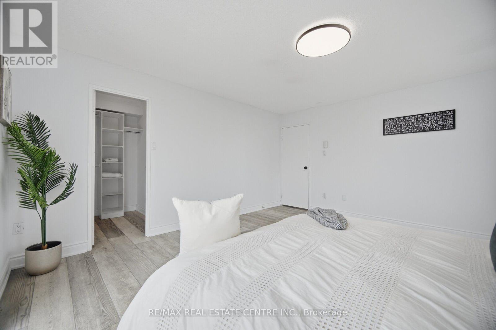 #2601 3650 KANEFF CRESCENT - 26