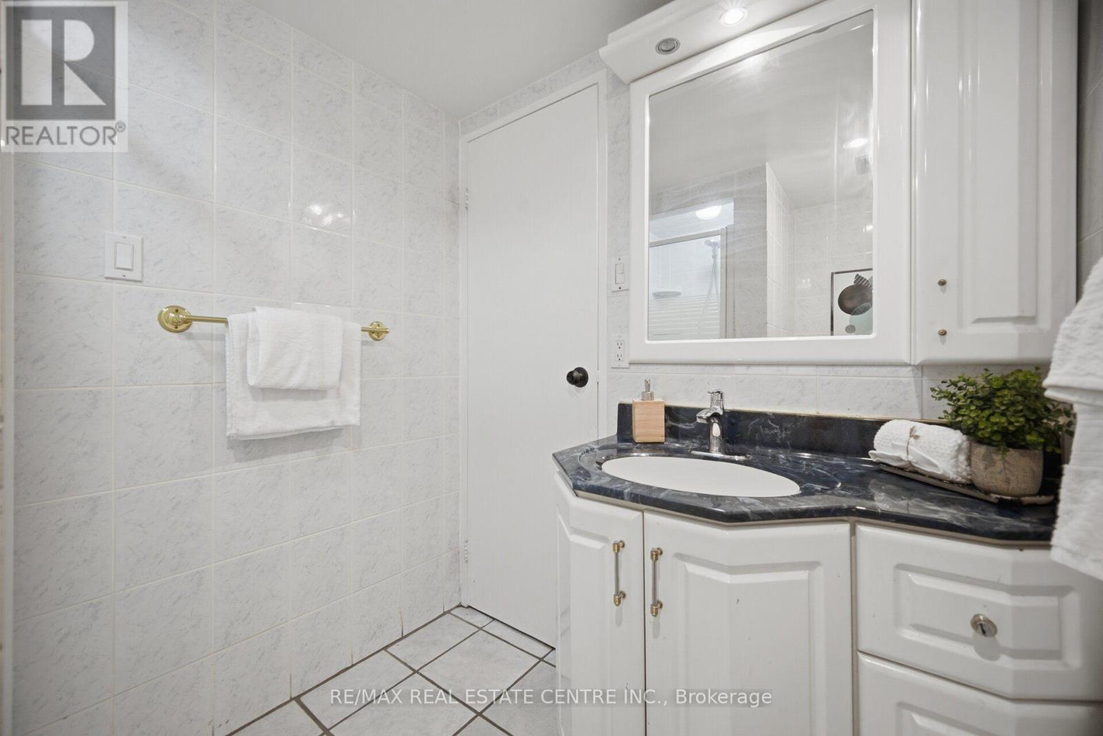 #2601 3650 KANEFF CRESCENT - Image 28