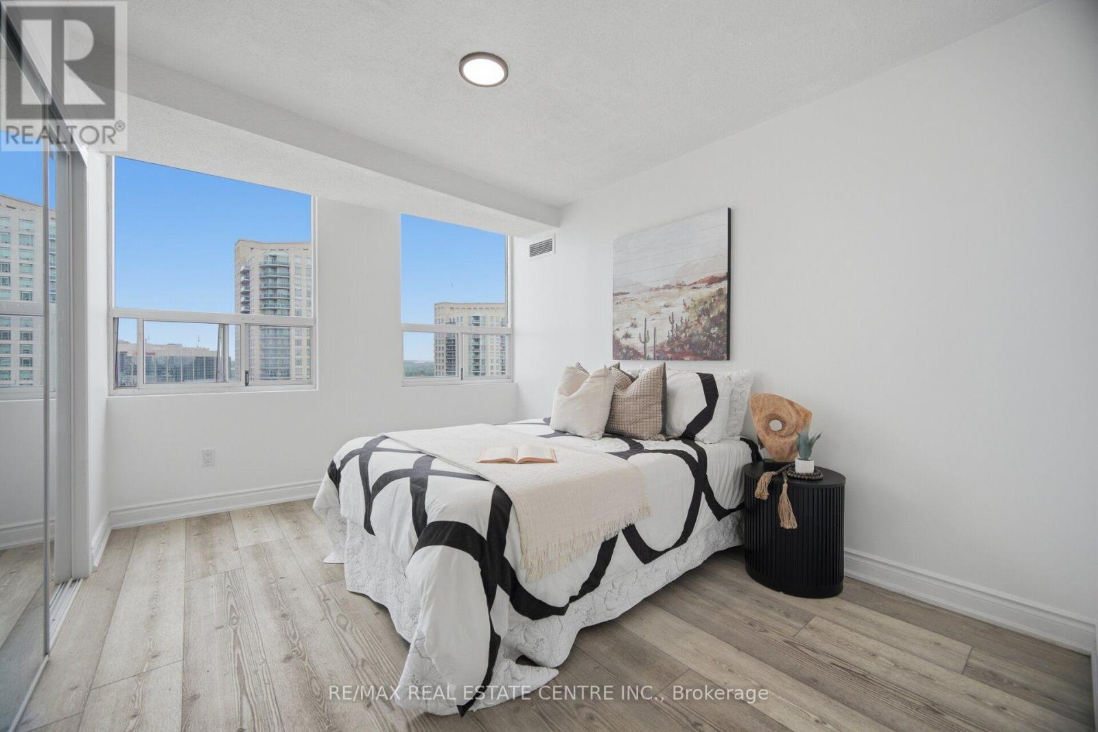 #2601 3650 KANEFF CRESCENT - Image 30