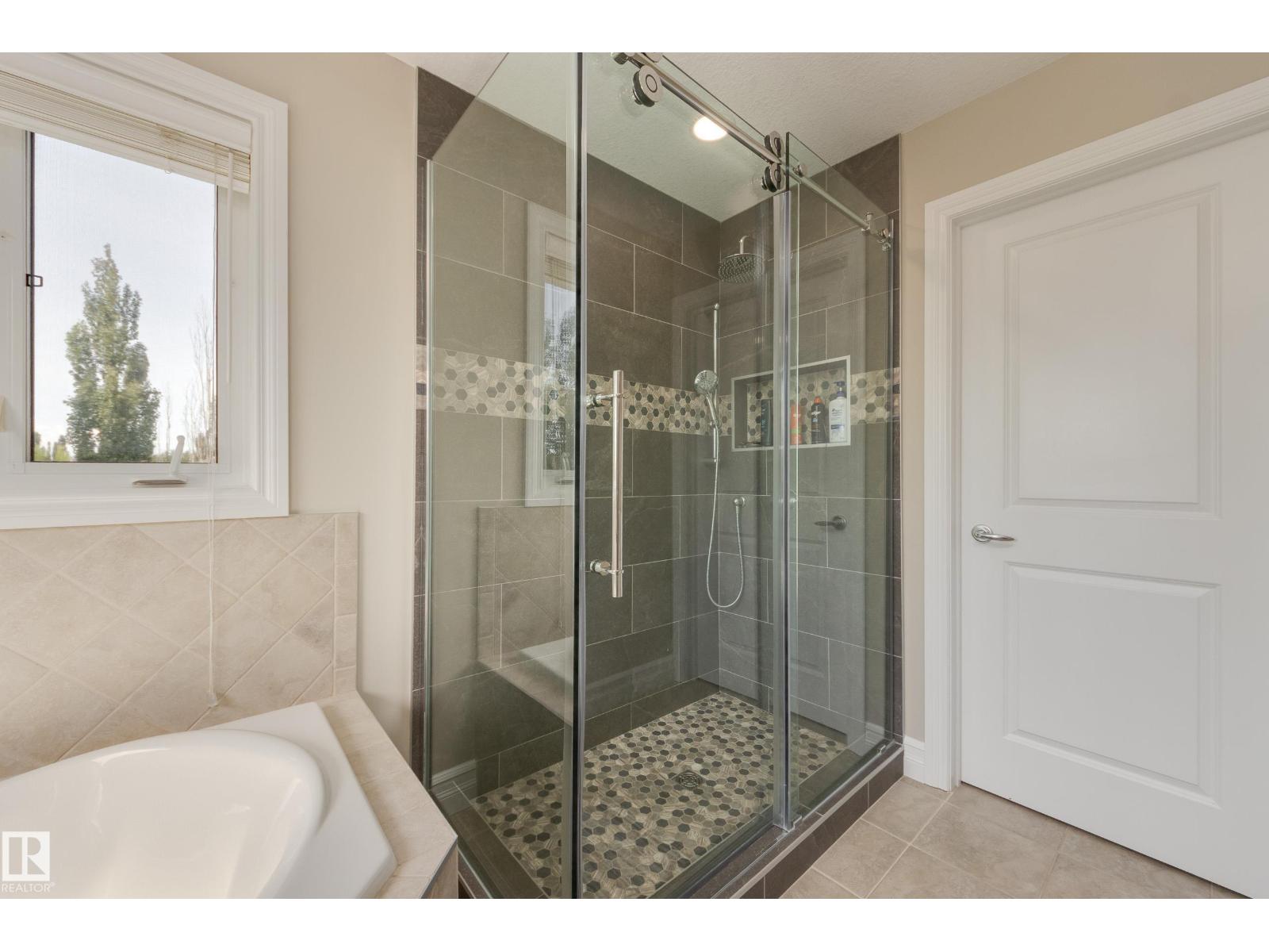 8 LAURALCREST PL - 27