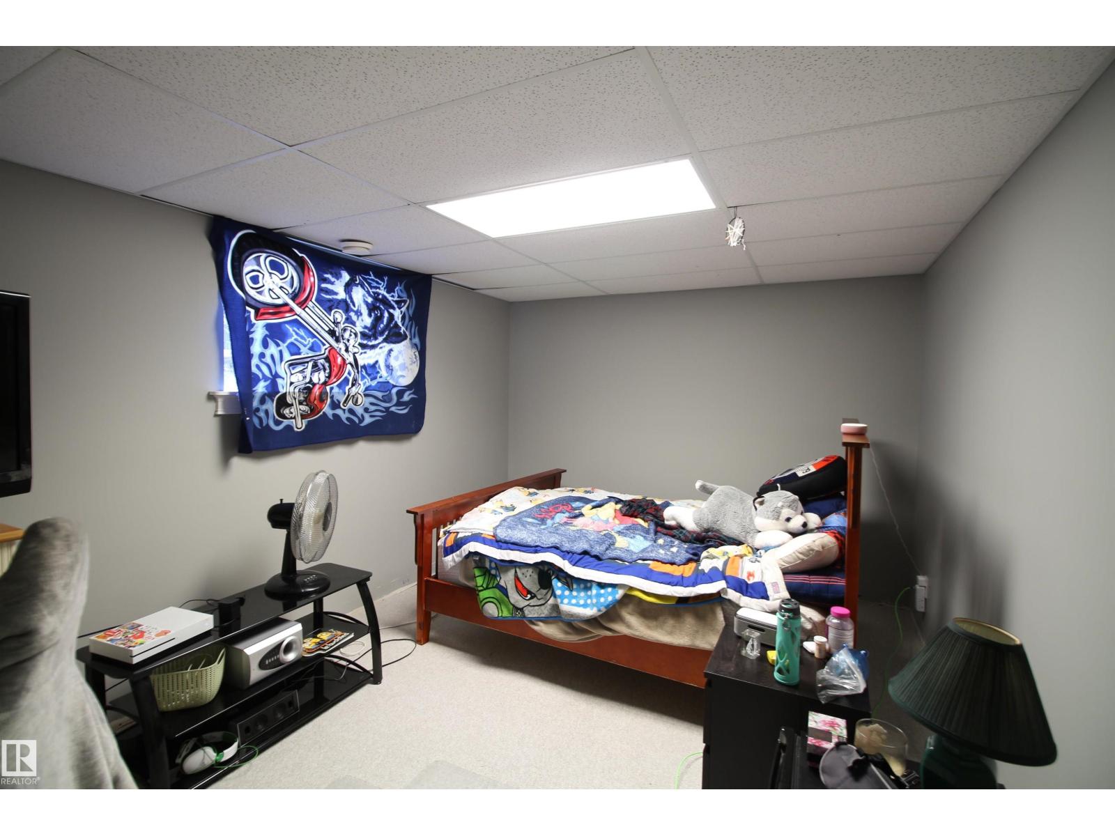 Photo 48