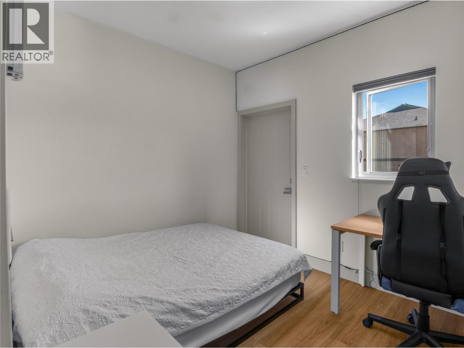 #101 433 Churchill Avenue - 23