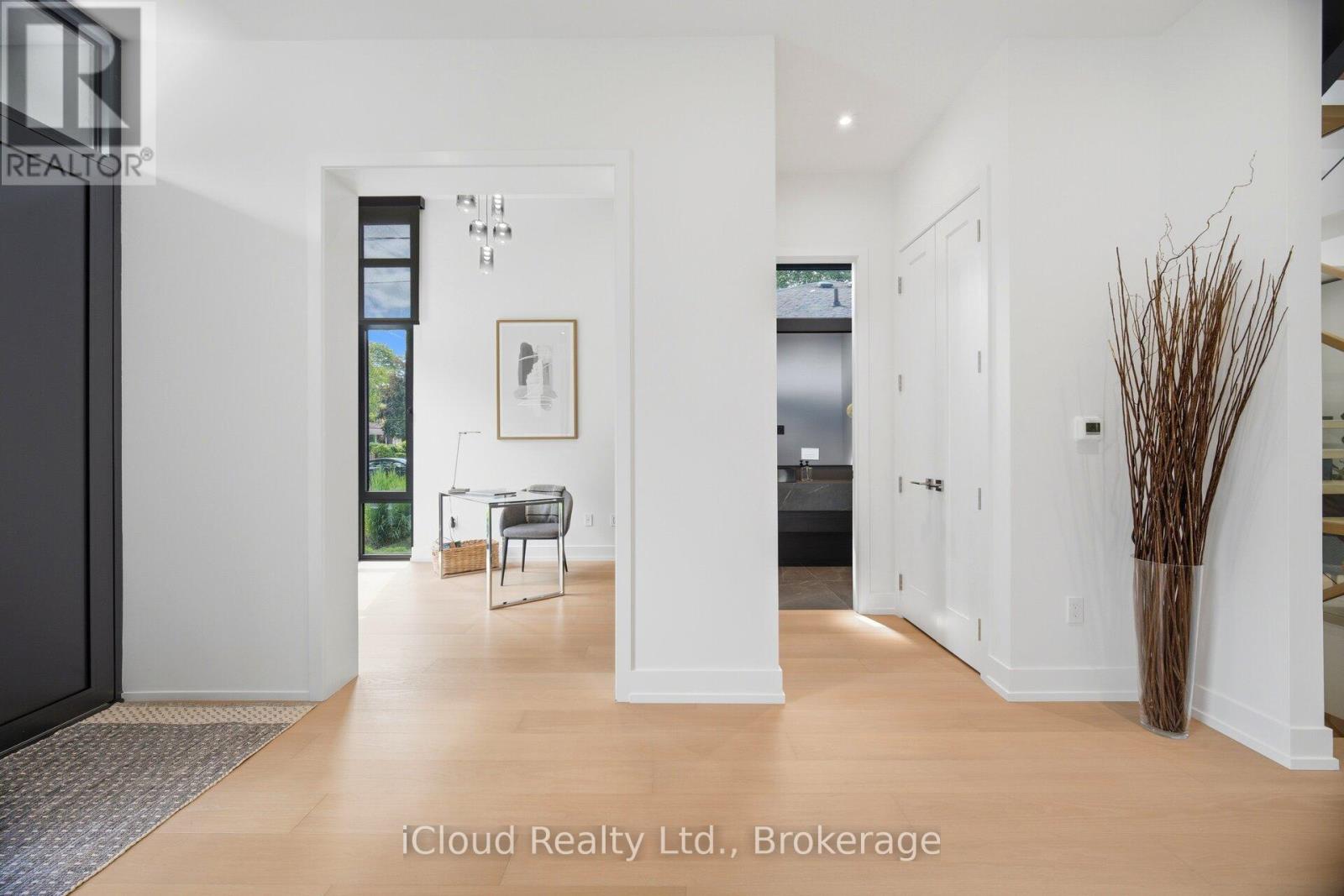 1590 KENMUIR AVENUE - 16