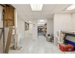 733 Ch. Klock, Gatineau, QC J9J3G8 Photo 28
