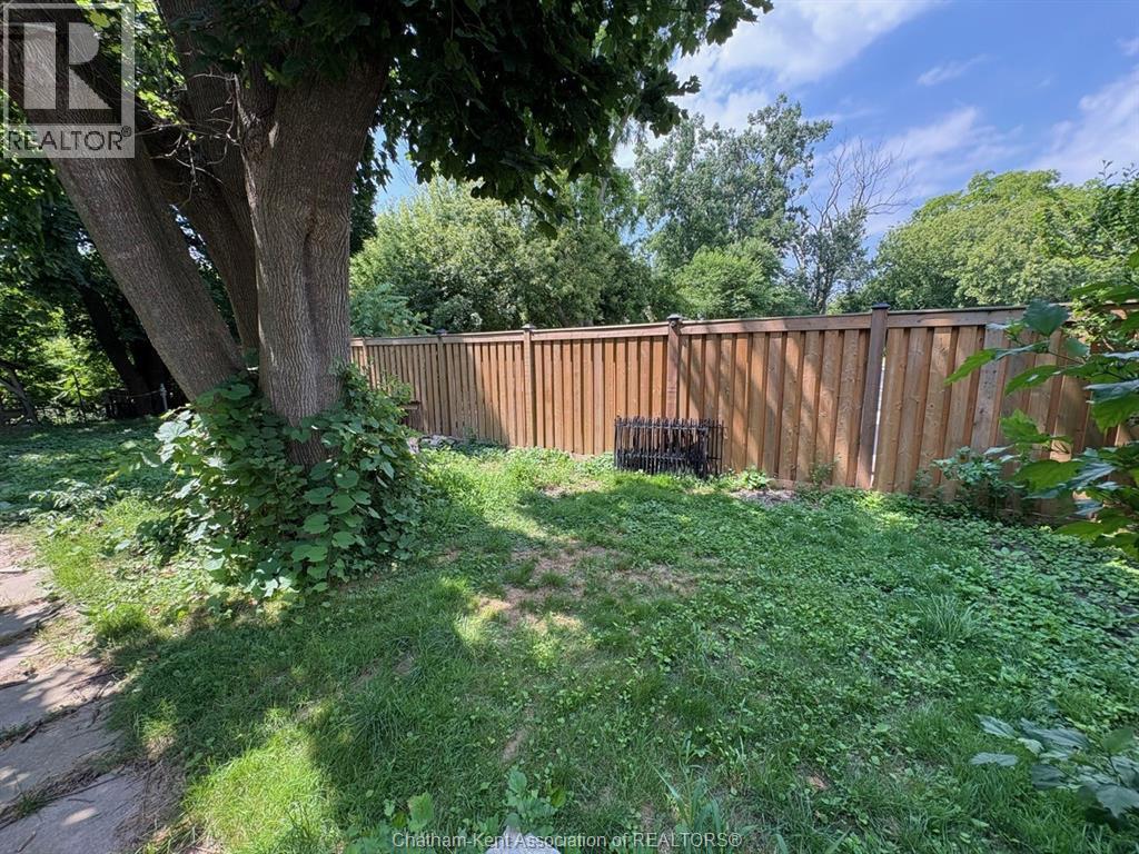 8 Siskind Court — photo 7