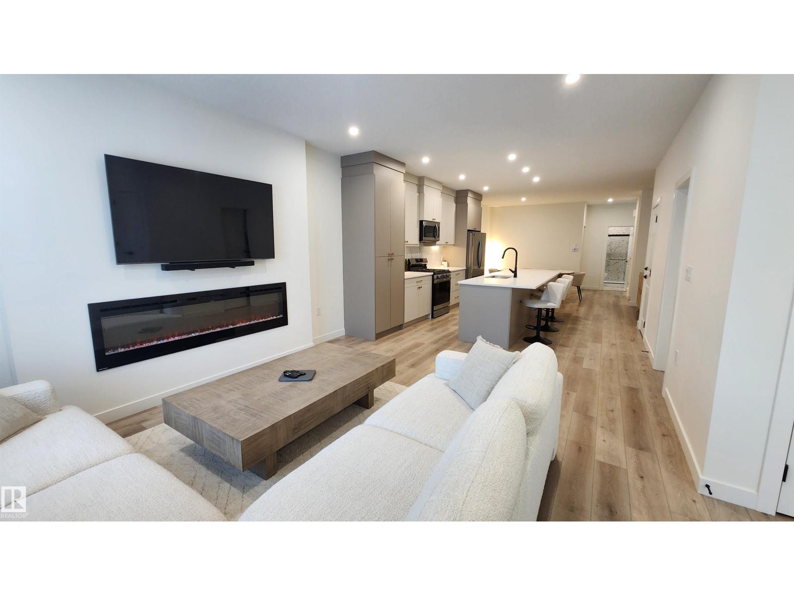 220 28 ST SW, Alces, Edmonton photo 4