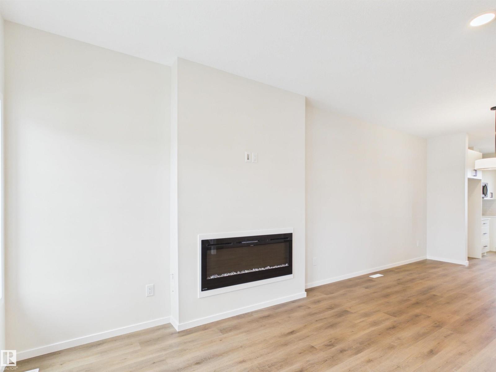 1094 MCLEOD AV, Easton, Spruce Grove photo 4