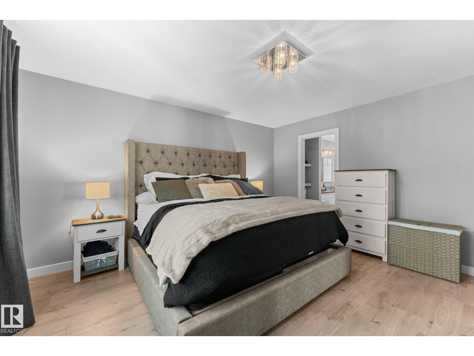 19 ORCHARD CT - 35
