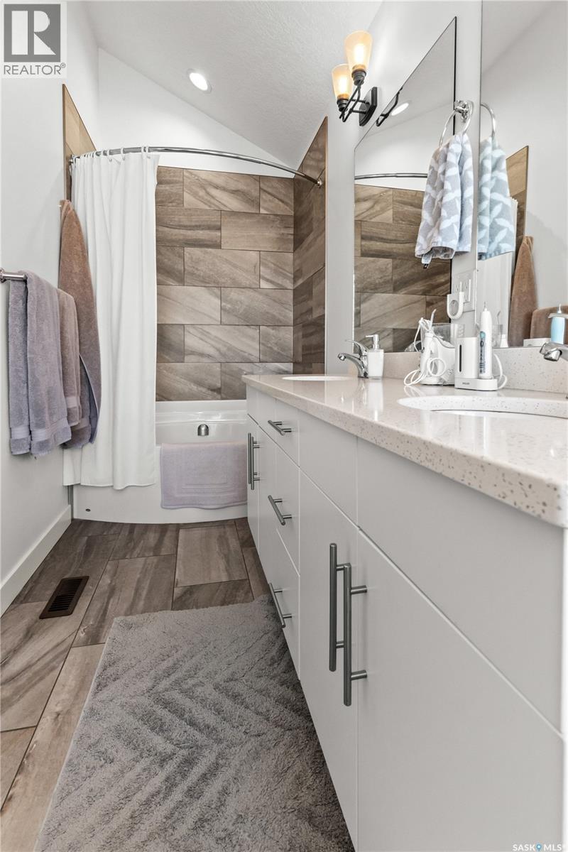 #97 900 St Andrews LANE - Image 22