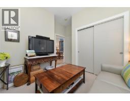 301 2580 Penrhyn St, Saanich, BC V8N1G3 Photo 21