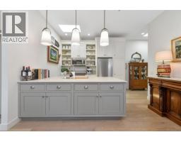 301 2580 Penrhyn St, Saanich, BC V8N1G3 Photo 17