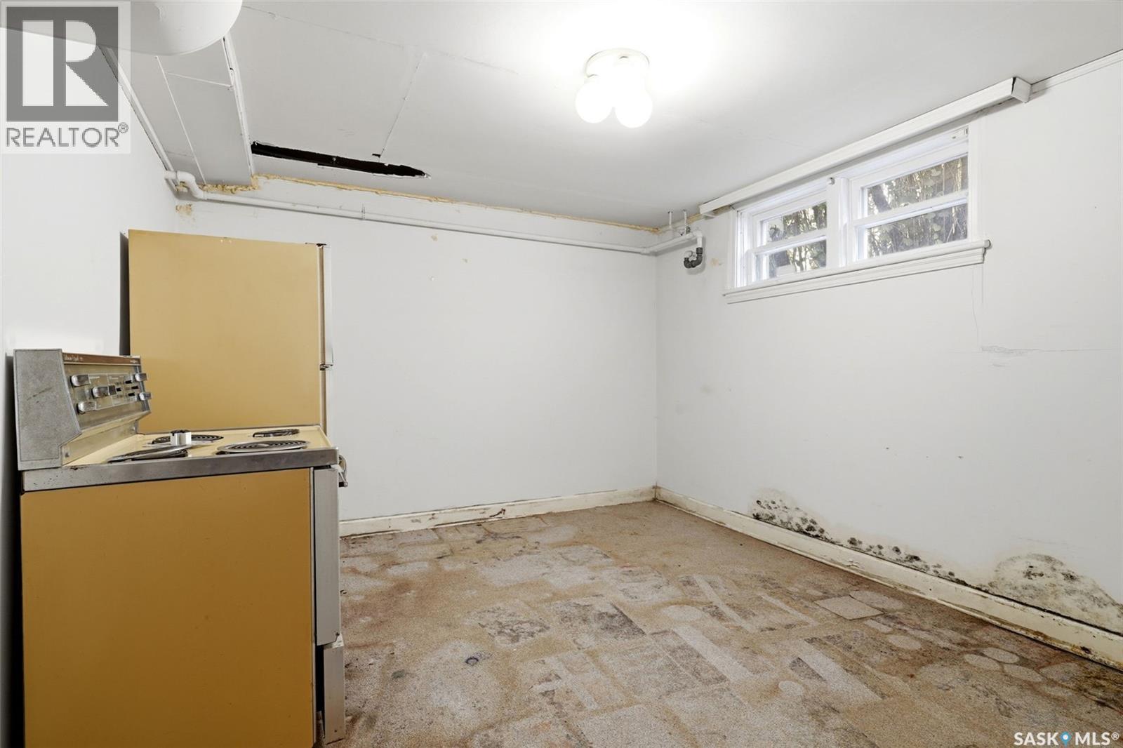 3600 Albert STREET - Image 28