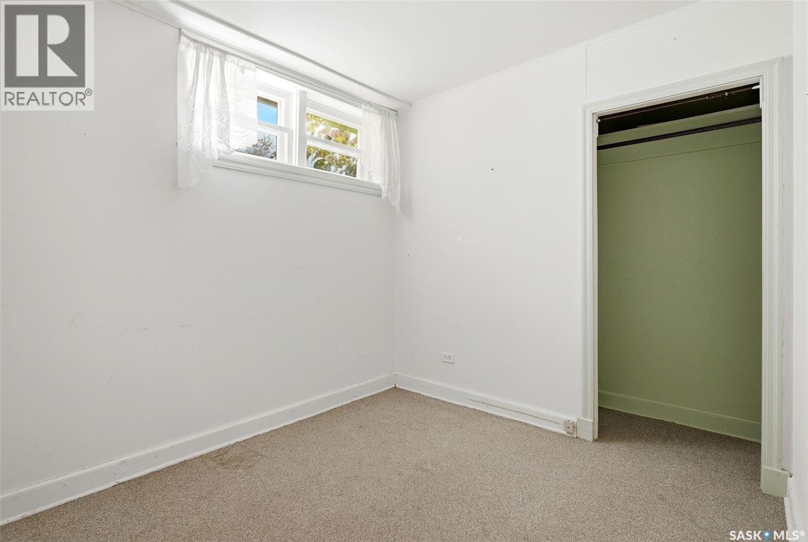 3600 Albert STREET - Image 31