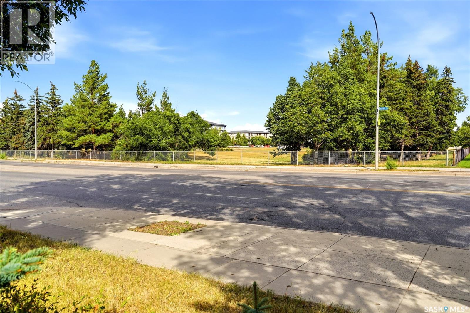 3600 Albert STREET - Image 6