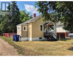 111 9th Street Ne, Weyburn, SK S4H1E8 Photo 30