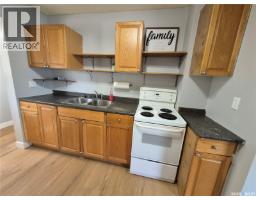 111 9th Street Ne, Weyburn, SK S4H1E8 Photo 9