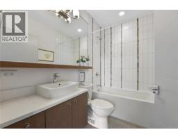 301 2580 Penrhyn St, Saanich, BC V8N1G3 Photo 31
