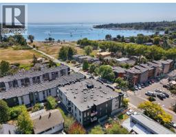 301 2580 Penrhyn St, Saanich, BC V8N1G3 Photo 35