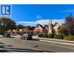 301 2580 Penrhyn St, Saanich, BC V8N1G3 Photo 47