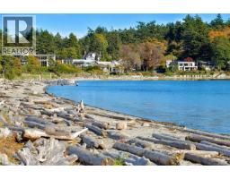 301 2580 Penrhyn St, Saanich, BC V8N1G3 Photo 64