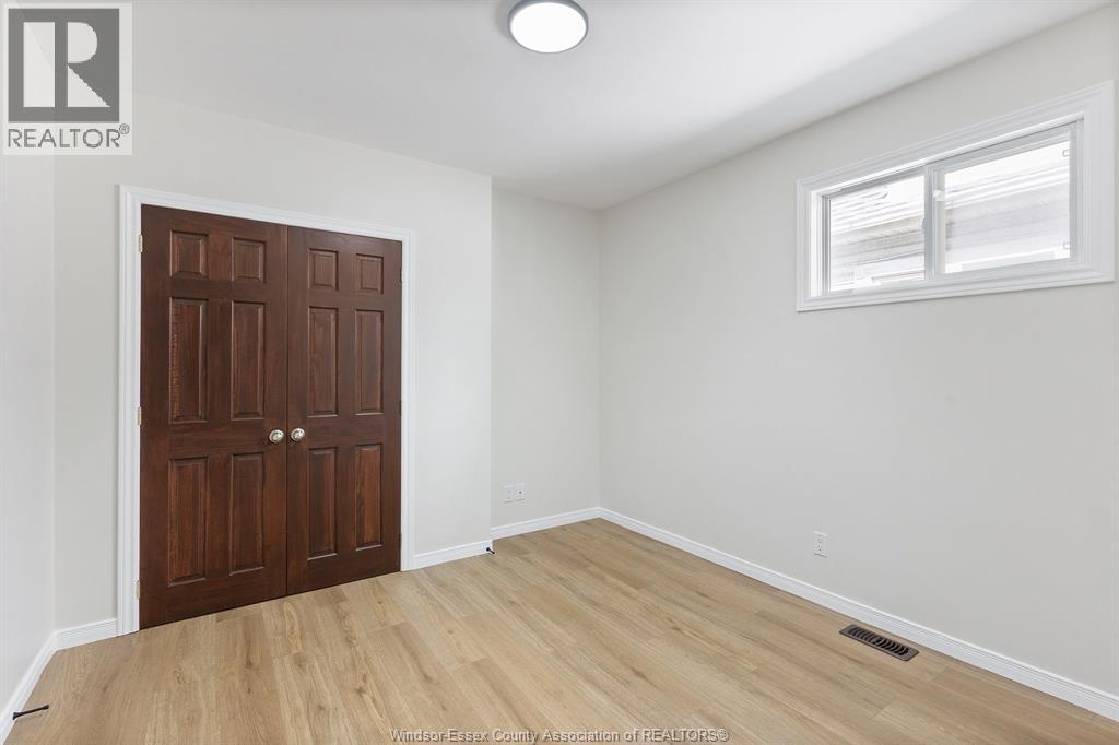 1167 PIERRE AVENUE - 10