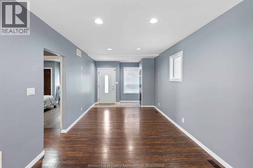1167 PIERRE AVENUE - 5