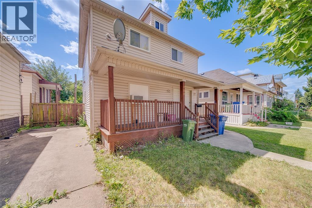 989 WINDSOR AVENUE - 2