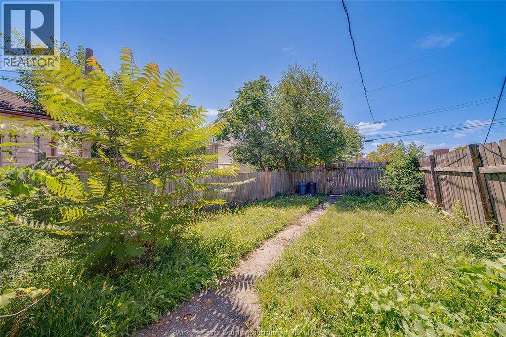 989 WINDSOR AVENUE - Image 21