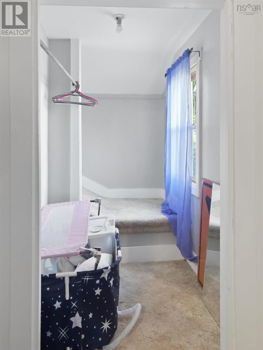 Property 29 of 49 of 61 Jenks Avenue