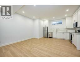 2008 26a Street Sw, Calgary, AB T3E2C1 Photo 36