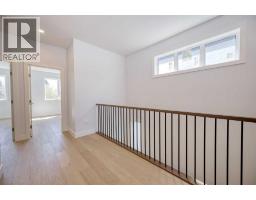 2008 26a Street Sw, Calgary, AB T3E2C1 Photo 32