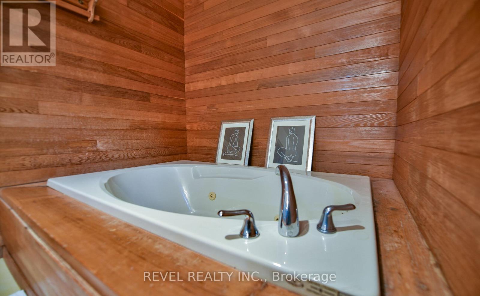 190 QUARTZ AVENUE - Image 25