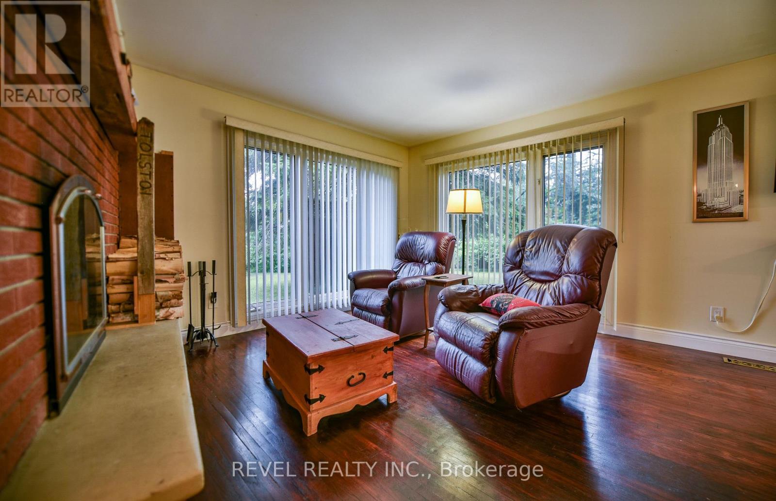 190 QUARTZ AVENUE - Image 5