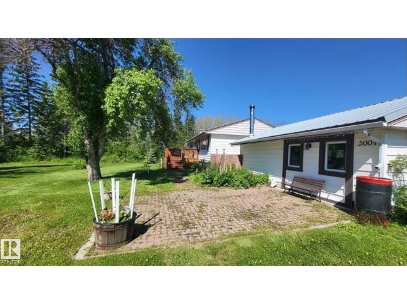 5004 50 AV - Image 17
