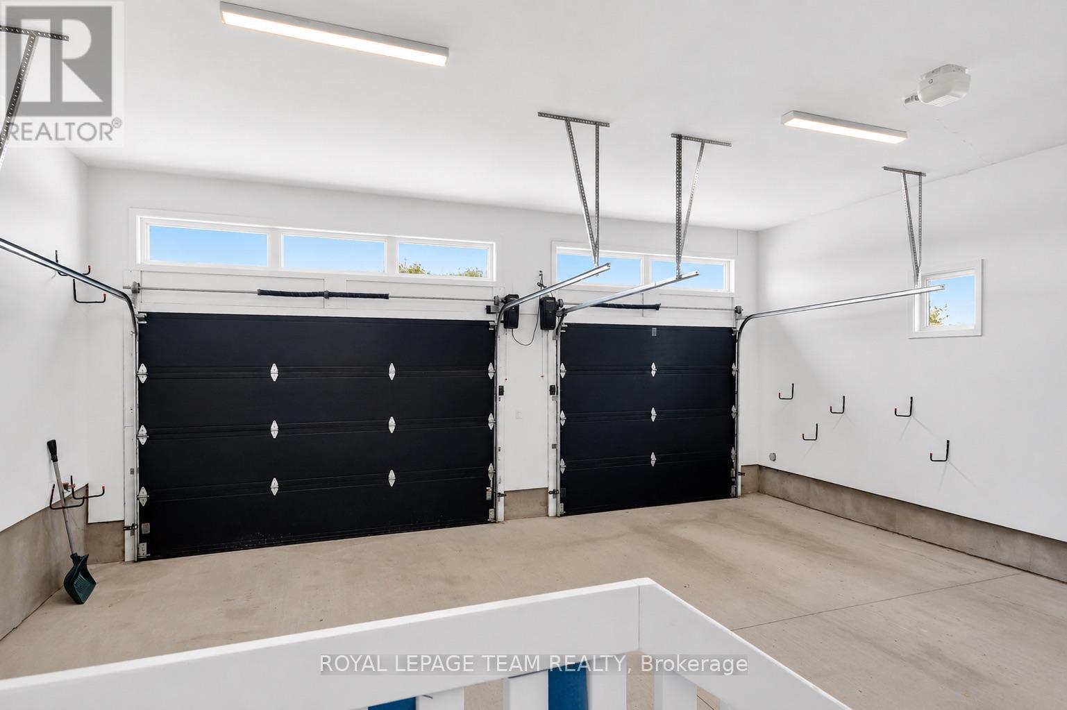 4050 PERENNIAL WAY - Image 44