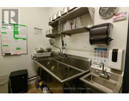 1-207 Brockville Street, Smiths Falls, ON K7A3Z3 Photo 12