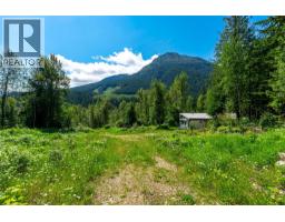 7455 19 Mile Road, Revelstoke, BC V0E2S0 Photo 21