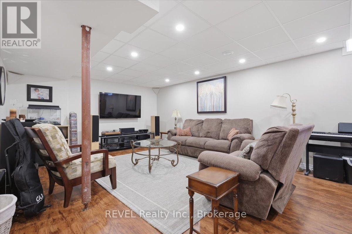 4819 BLOOMBURG DRIVE - Image 32
