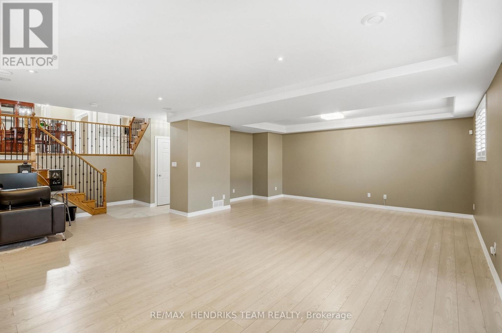 17 FIRST STREET LOUTH - Image 17