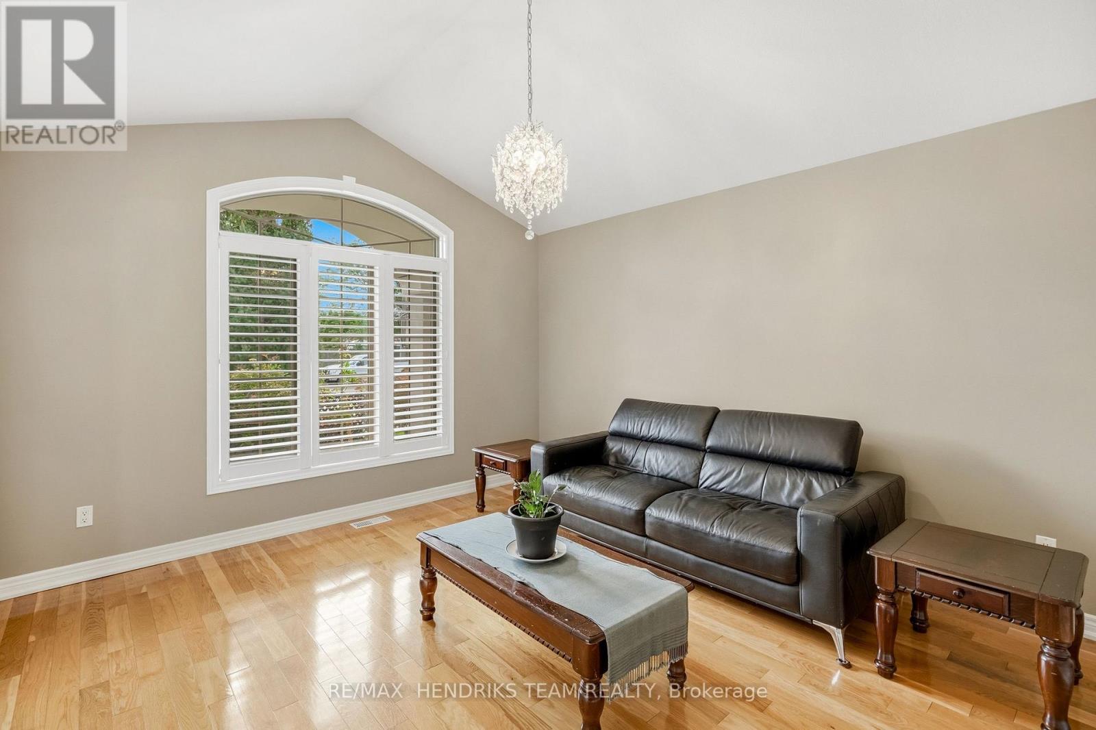 17 FIRST STREET LOUTH - Image 5