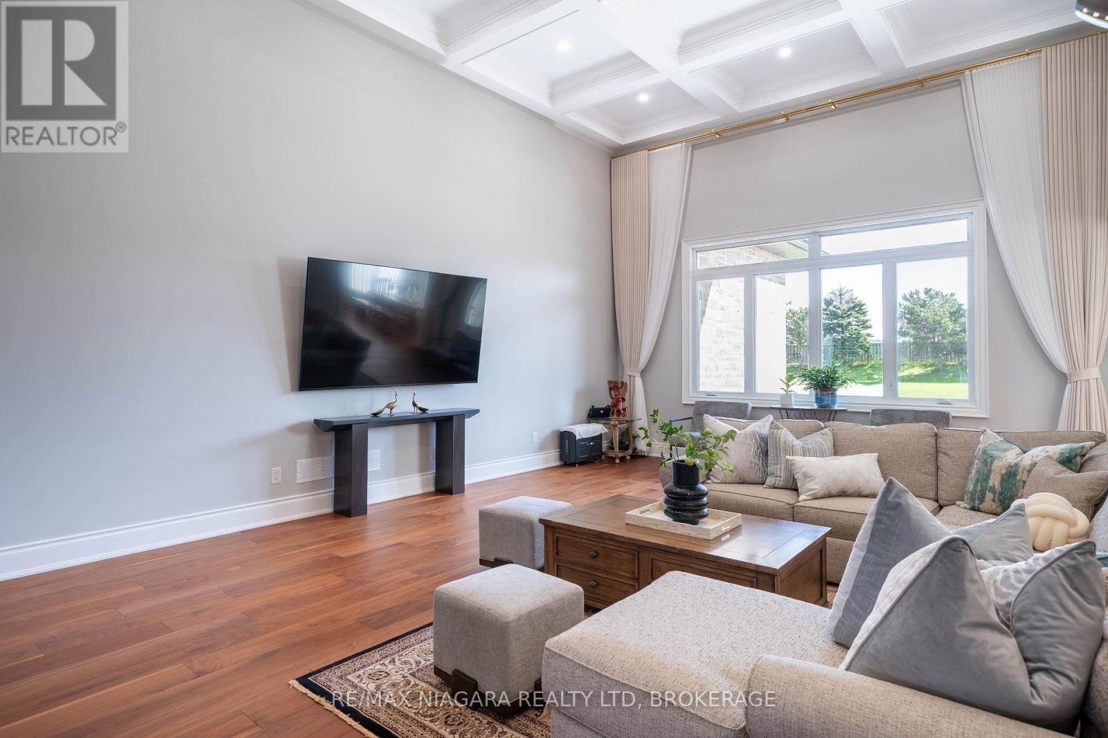327 QUEENSTON ROAD - 11